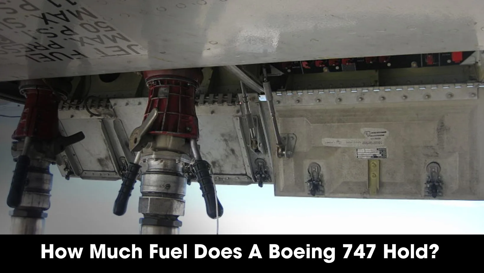 Boeing 747 fuel